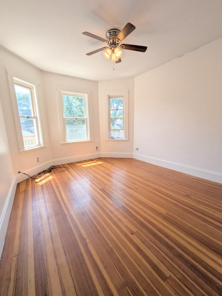 84 Bailey St #1 - Photo 4 of 12