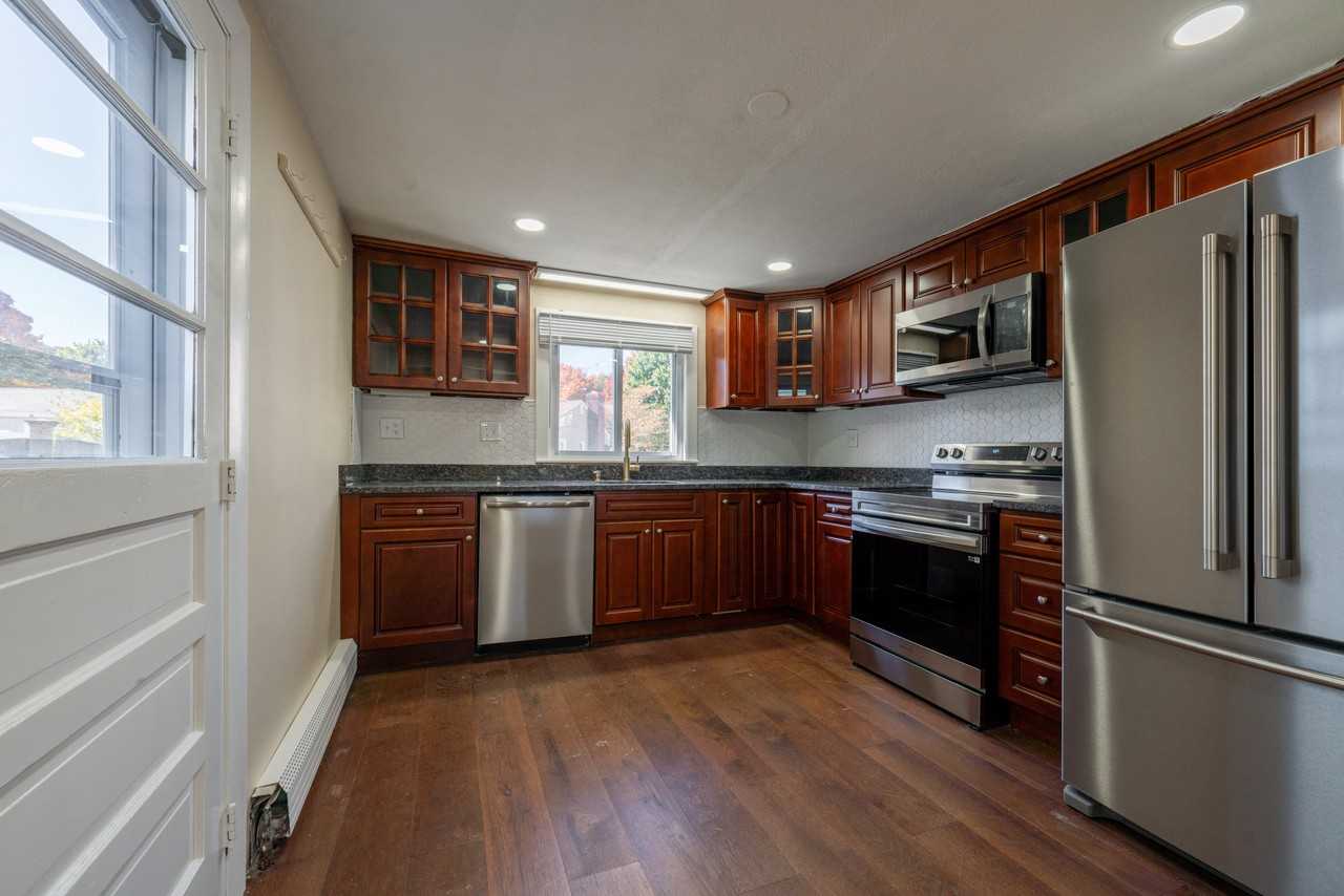 170 Seminole Ave - Photo 2 of 14