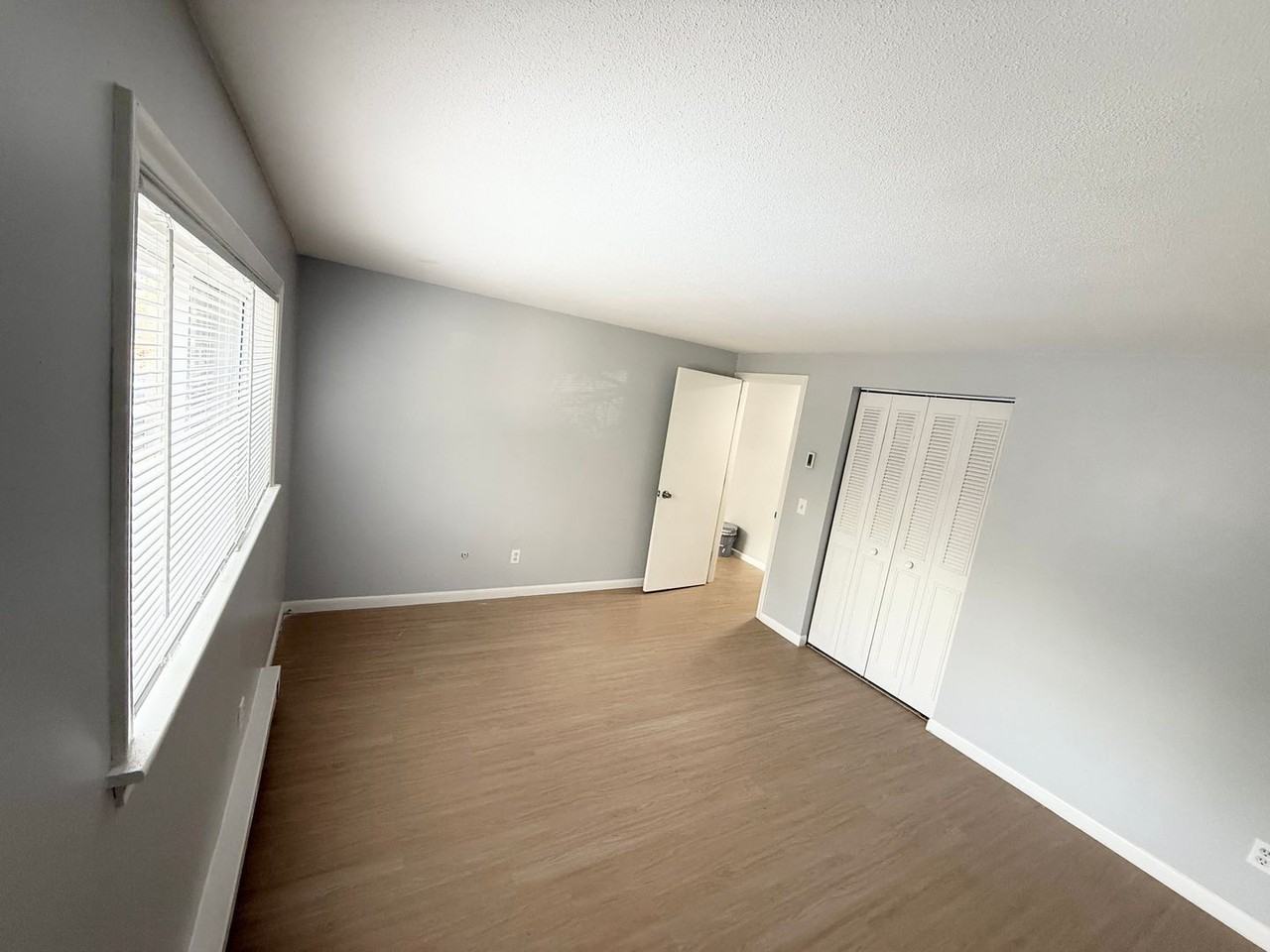 6 Mary Anna Dr Fitchburg - SKP - Photo 2 of 9