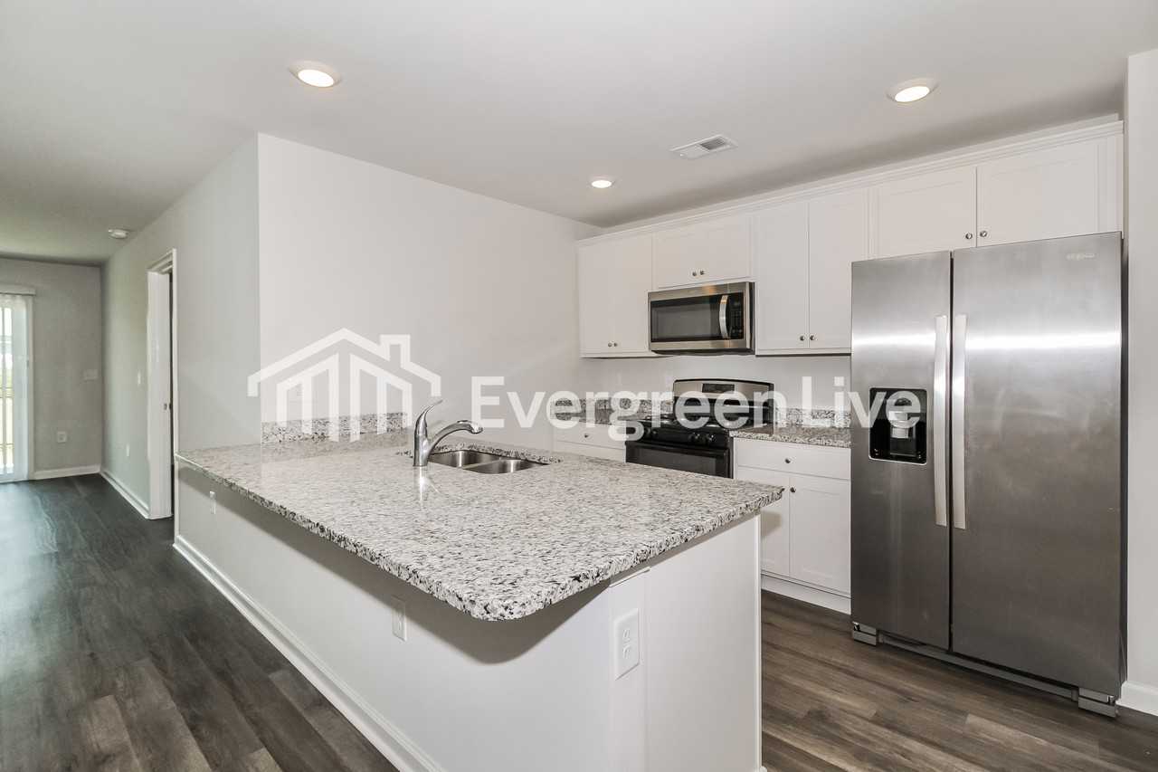 2277 Courtina Way - Photo 7 of 16