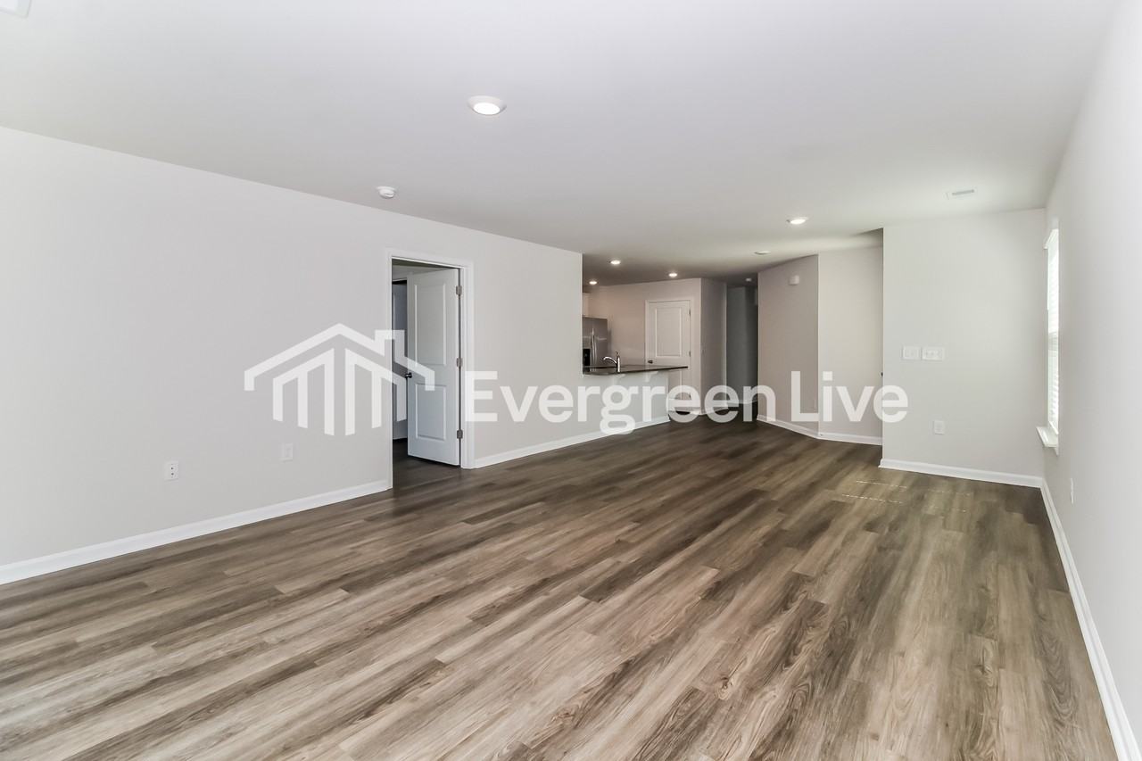 2227 Courtina Way - Photo 3 of 16
