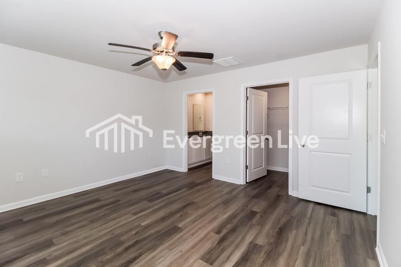 2227 Courtina Way - Photo 7 of 16