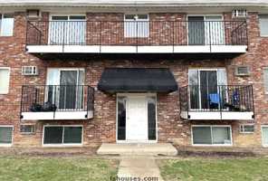 featured image of 9124 E 10th St