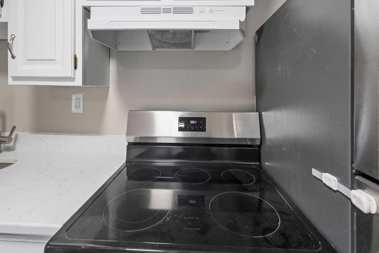 26 Old West Brookfield Rd - Photo 5 of 27