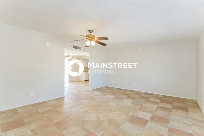 7520 E Stella Rd - Photo 4 of 16