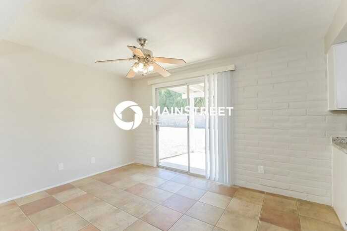 7520 E Stella Rd - Photo 5 of 16