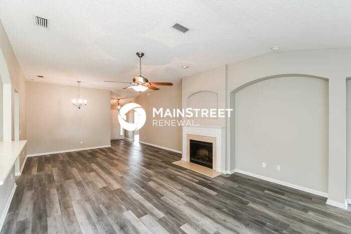 6478 Silk Leaf Ln - Photo 2 of 16