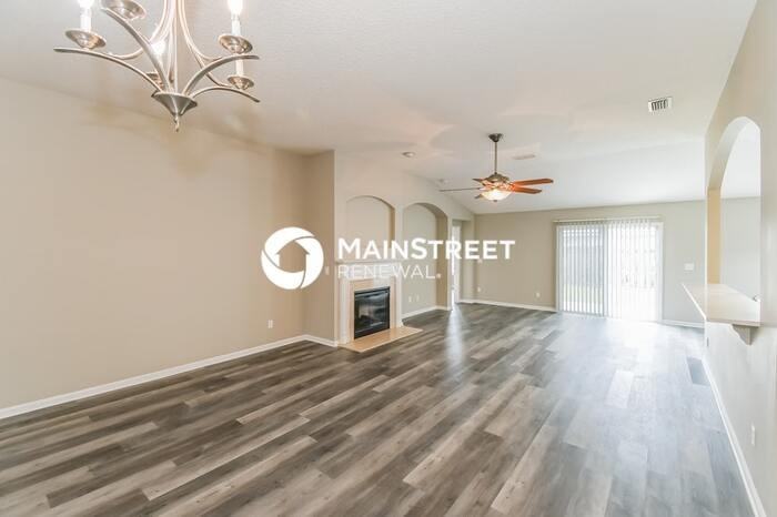 6478 Silk Leaf Ln - Photo 4 of 16