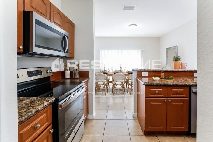 4442 Nw 113th Pl - Photo 3 of 19