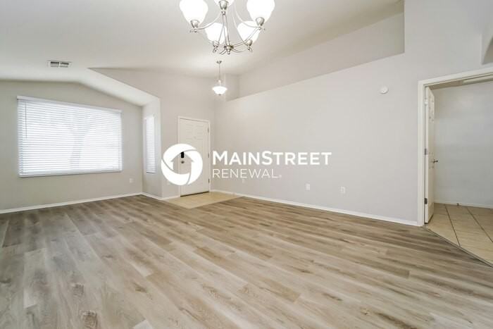 10548 S Sean Dr - Photo 3 of 15