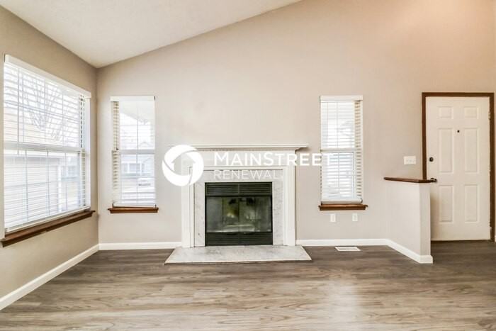 3039 Plum Creek Dr - Photo 2 of 16