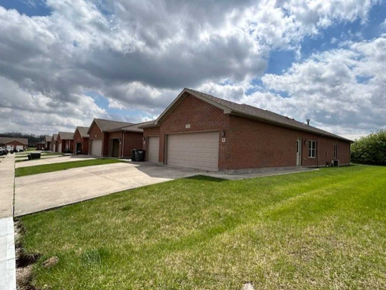 1530 Williamsburg Pl