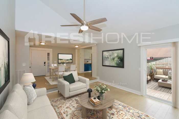 428 Jessie Dr - Photo 4 of 15