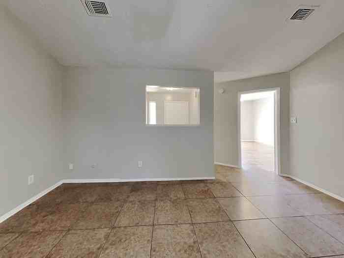 14835 Shottery Dr - Photo 6 of 16