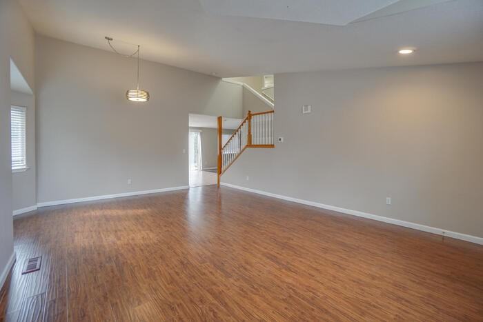 10910 Ne 36th Ct - Photo 7 of 42