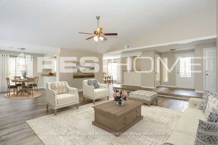 9261 Forest Knoll Dr - Photo 5 of 17