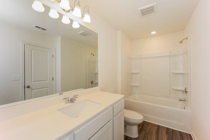 552 Magnolia Cir - Photo 7 of 17