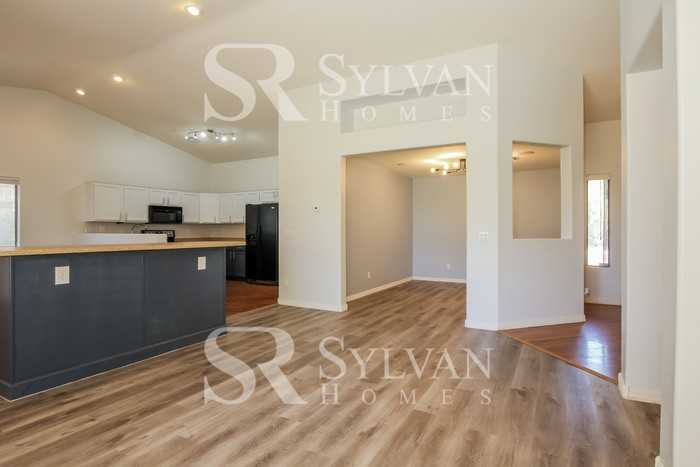 25631 W Elwood St - Photo 6 of 16