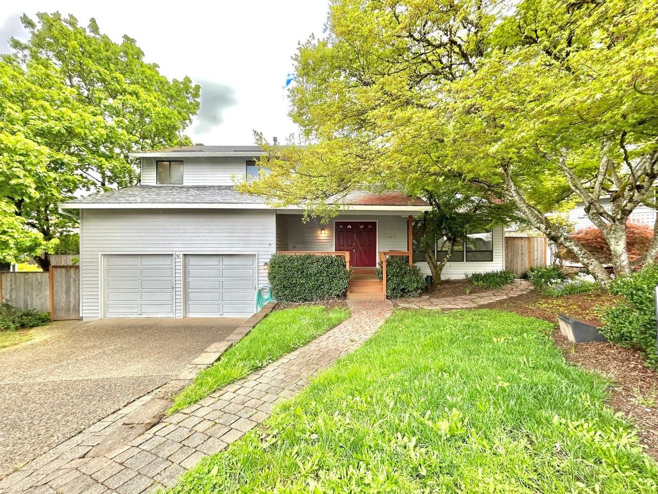 7134 Sw 182nd Ave - Photo 2 of 50