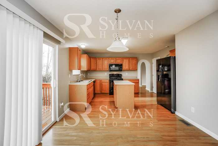 224 Cavanaugh Dr - Photo 6 of 16