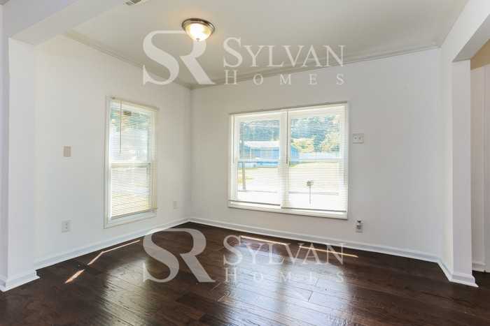 2308 Palmetto Ave Sw - Photo 3 of 16