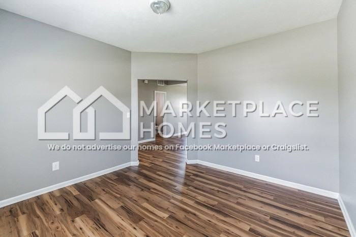 794 Carolina Way - Photo 4 of 34