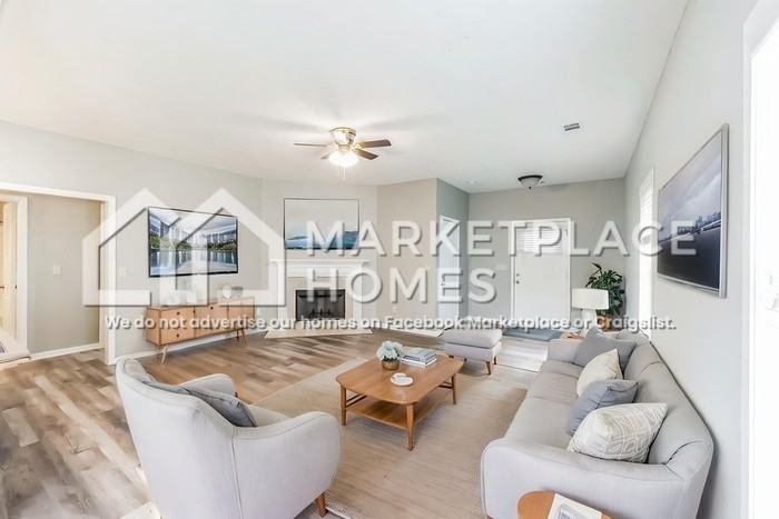 440 Tree Line Dr - Photo 5 of 26