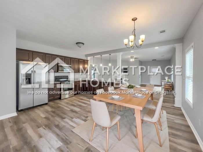 440 Tree Line Dr - Photo 6 of 26