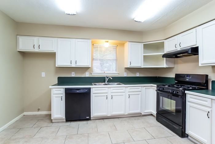 3327 Sycamore Springs Dr - Photo 7 of 20