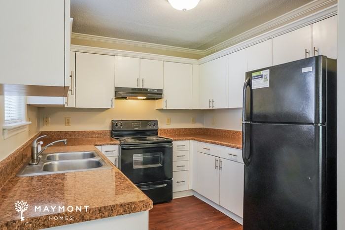 1218 Kendall Dr - Photo 6 of 13