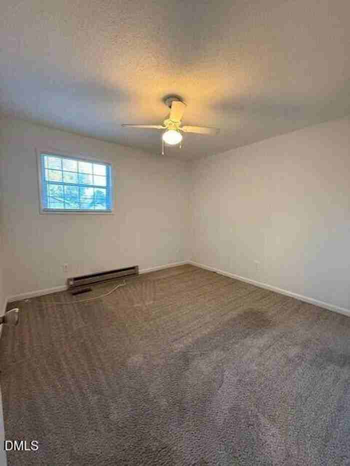 735 N Main St - Photo 3 of 14