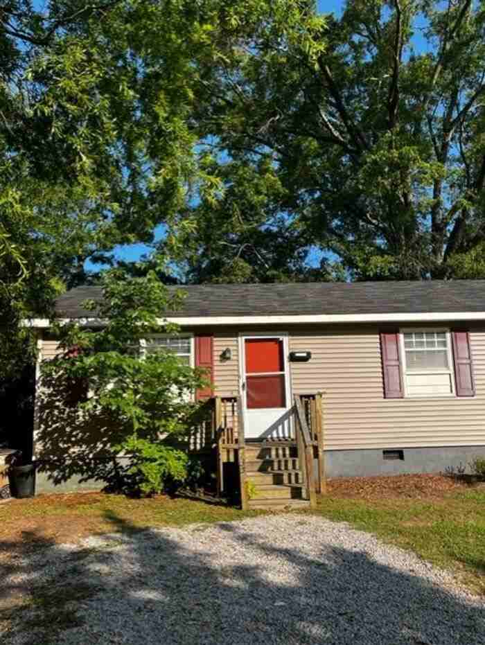 735 N Main St - Photo 7 of 14