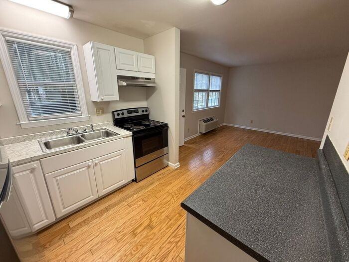 1011 Morreene Rd #30 - Photo 4 of 50