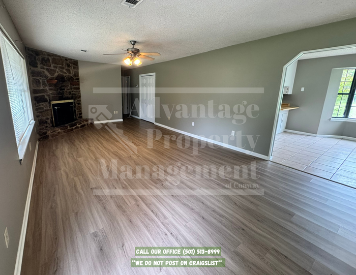 9 Meadow Creek Dr - Photo 2 of 15