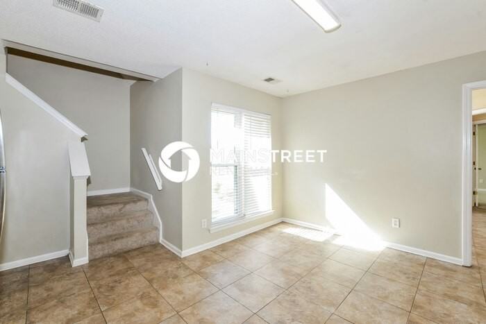 6198 Braybourne Main - Photo 7 of 18