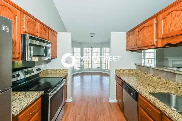 1688 Sarah Ann Dr W - Photo 6 of 16