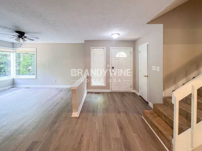 1704 Hickory Grove Trl Nw - Photo 7 of 33