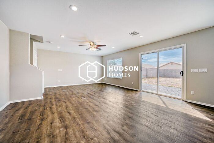5638 S 10th Dr - Photo 5 of 29