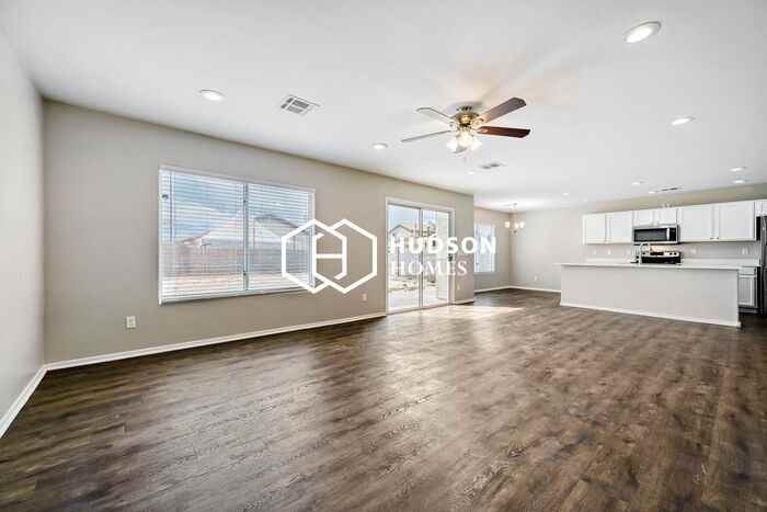 5638 S 10th Dr - Photo 7 of 29