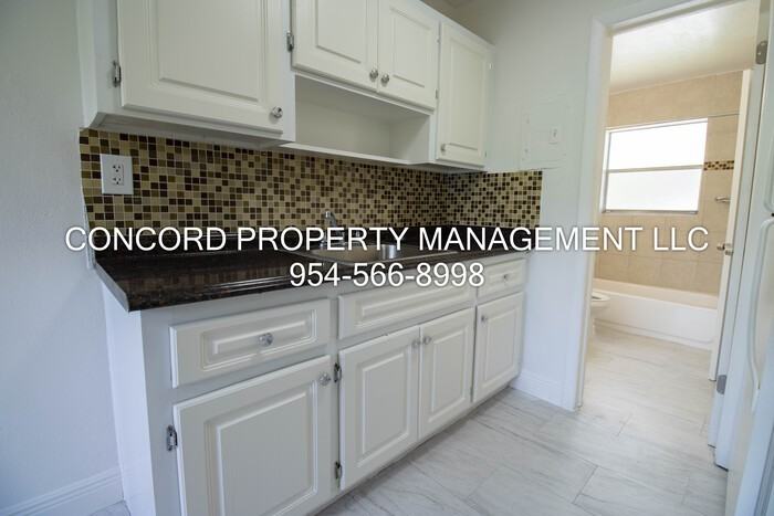 400 Sw 7th Ave #12 - Photo 5 of 11