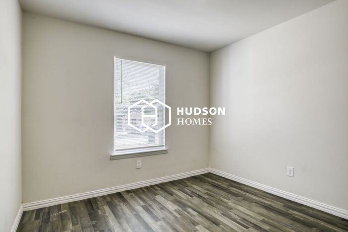 3111 W Jackson St - Photo 7 of 14