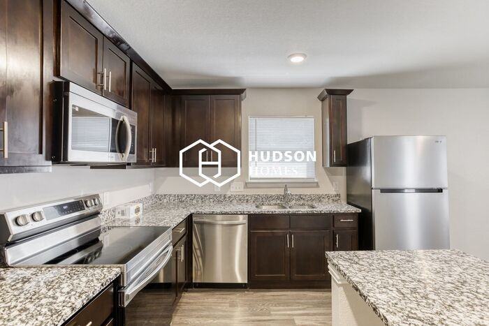 9810 Richcroft St - Photo 4 of 14