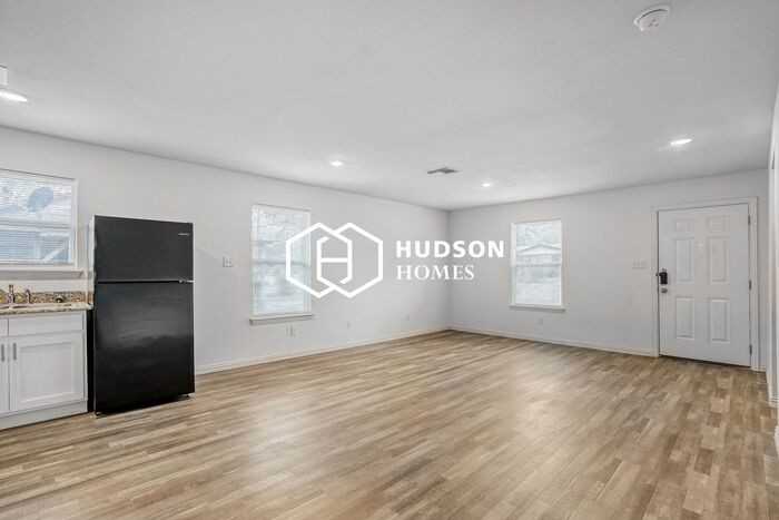 5746 Mayo Dr - Photo 5 of 13
