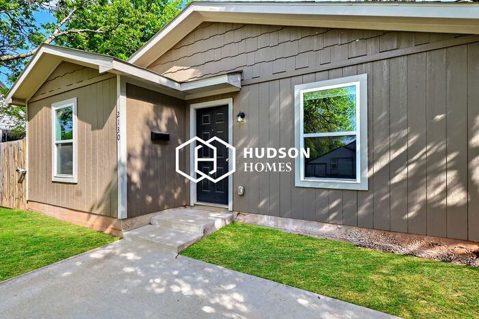 2130 Avenue K - Photo 3 of 14