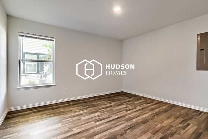 2130 Avenue K - Photo 7 of 14