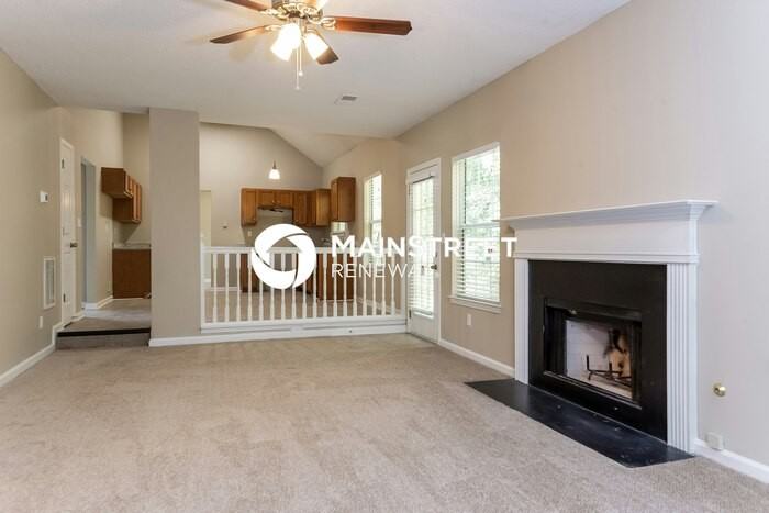 530 Cherry Branch Ln - Photo 3 of 15