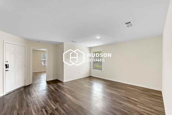 8210 Hanna St #A - Photo 3 of 14