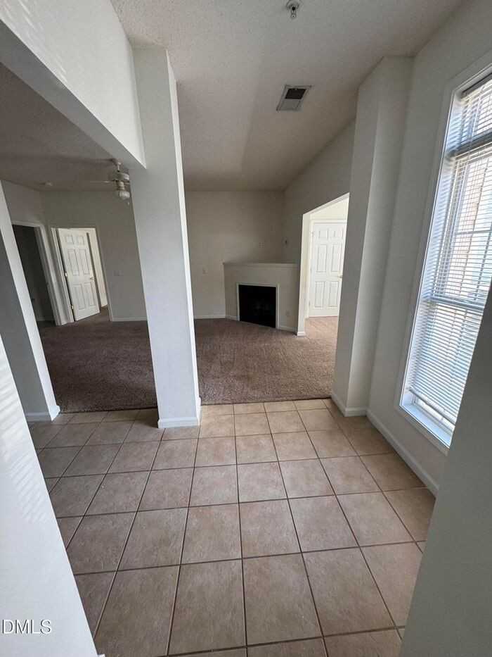 2501 Huntscroft Ln #201 - Photo 4 of 17