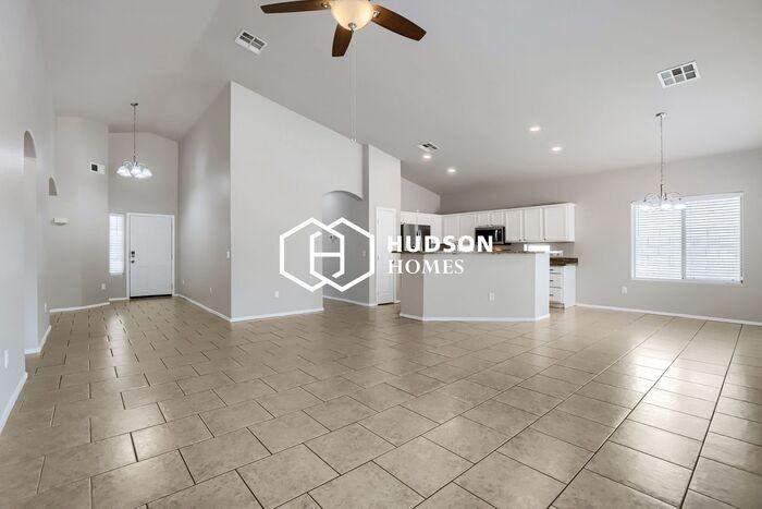 931 S 241st Ave - Photo 5 of 29