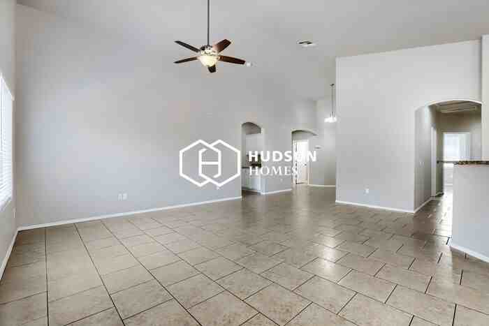 931 S 241st Ave - Photo 7 of 29